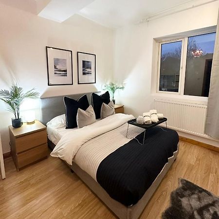 Retreat To A Stylish Ensuite In Λονδίνο Εξωτερικό φωτογραφία