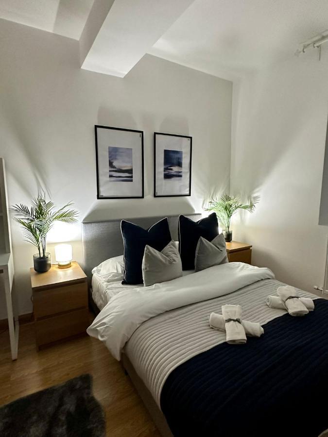 Retreat To A Stylish Ensuite In Λονδίνο Εξωτερικό φωτογραφία