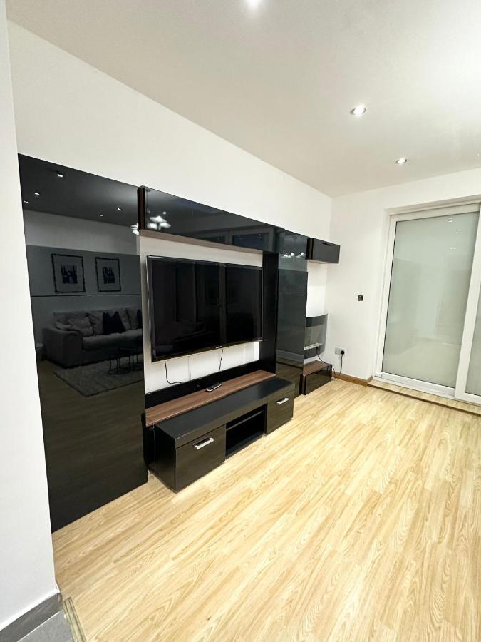 Retreat To A Stylish Ensuite In Λονδίνο Εξωτερικό φωτογραφία