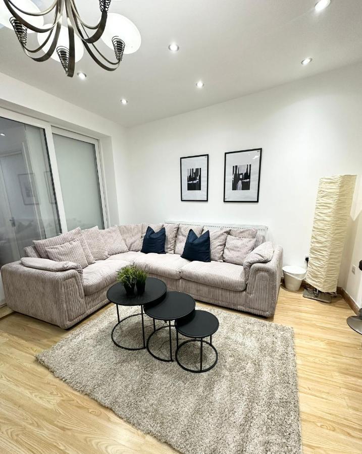Retreat To A Stylish Ensuite In Λονδίνο Εξωτερικό φωτογραφία