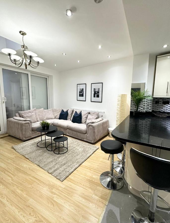 Retreat To A Stylish Ensuite In Λονδίνο Εξωτερικό φωτογραφία